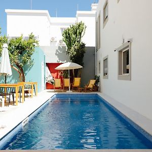 Ptm Downtown Hostel&Suites